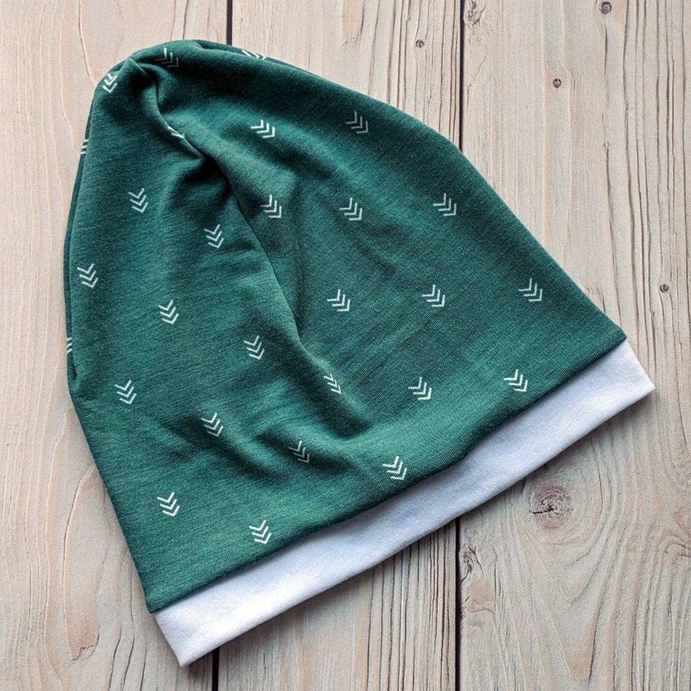 NEW! Teal + White Arrows Slouchy Beanie - 6-12 mo.